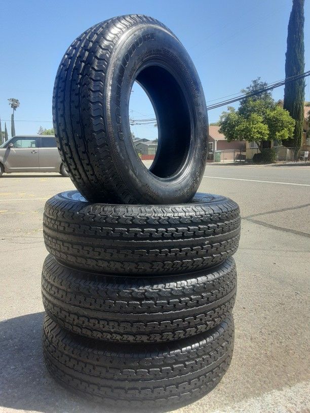 Trailer tires ST 205/75/14" Commodore