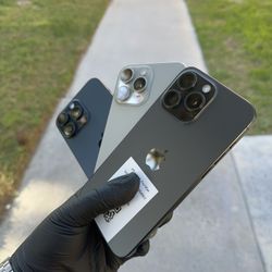 iPhone 15 Pro Max Factory Unlocked / International / Mexico