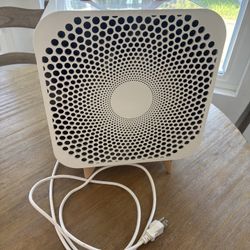 Blueair Pure Fan Auto Fan & Air Purifier- Washable Fabric Pre-Filter Washable Fabric Traps Pollen, Pet Hair & Dust