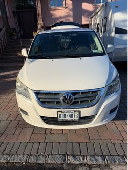 2012 Volkswagen Routan