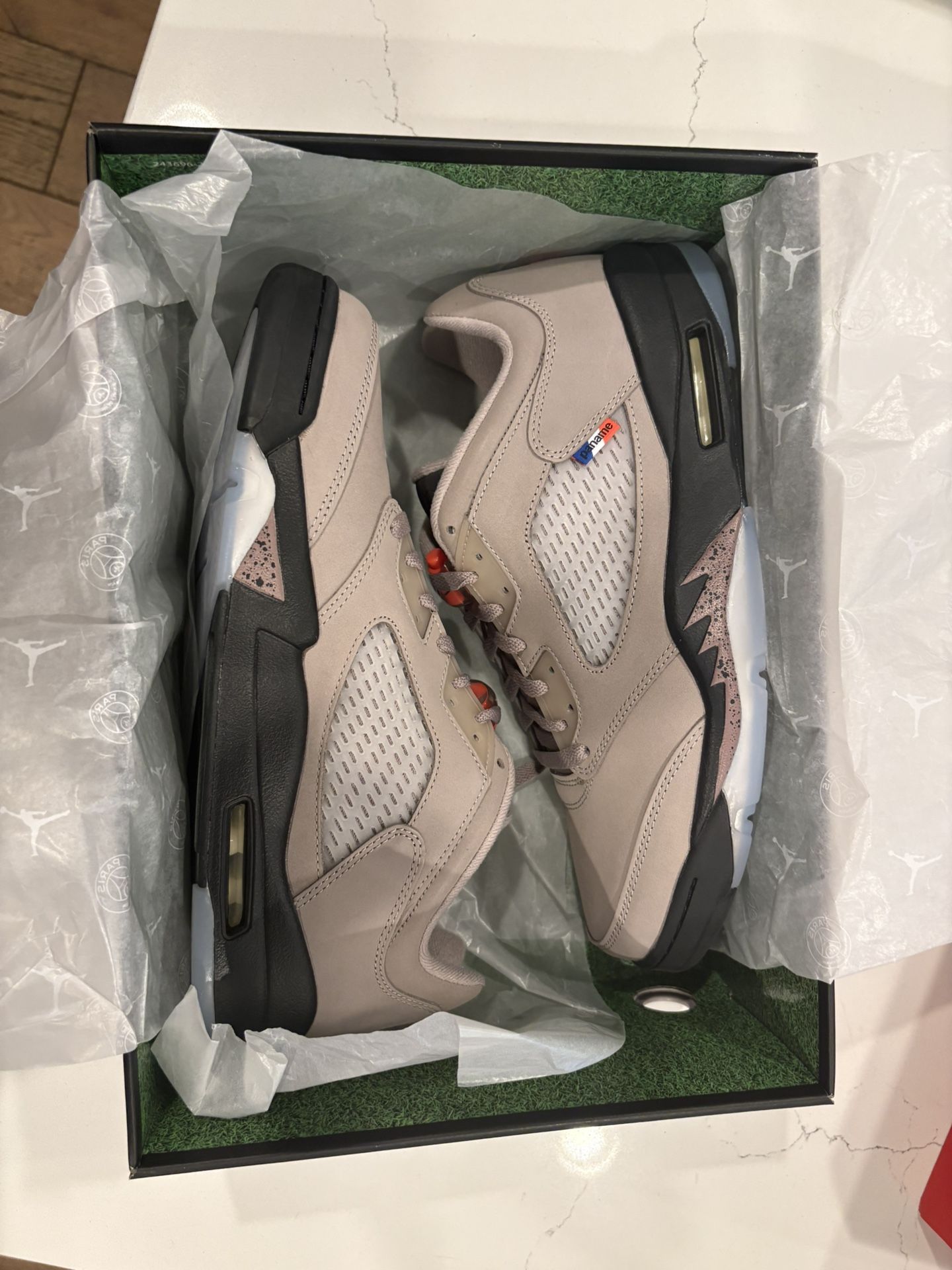 PSG Jordan 5 Low Size 12