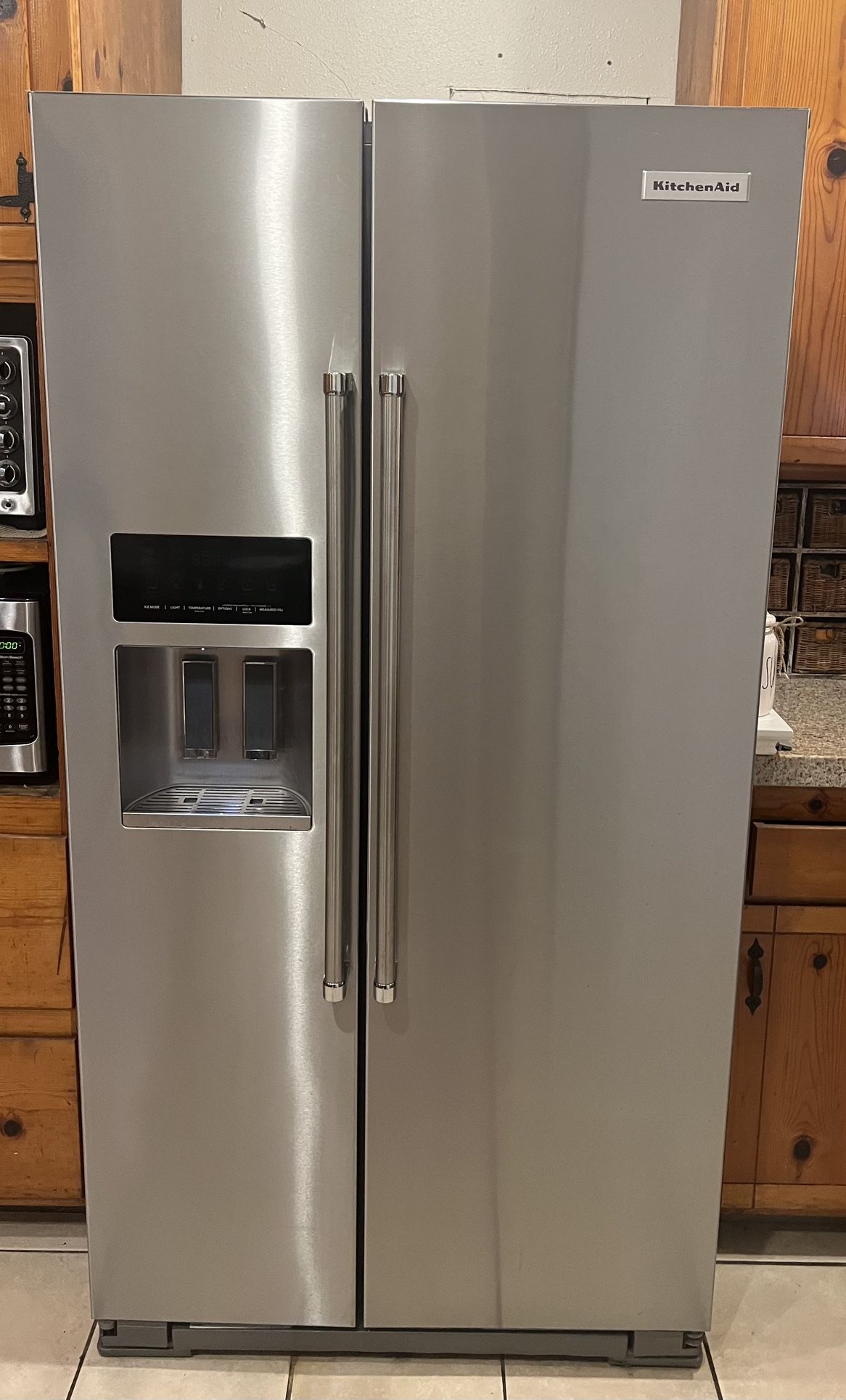 Kitchen Aid Refrigerator (read).