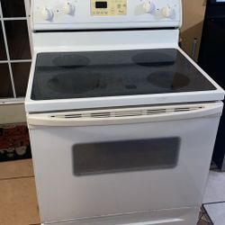 Whirlpool Glass Top Stove With Self Cleaning Oven