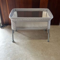 BASSINET SIDE SLEEPER