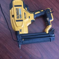 18 Ga Brad Nail  Dewalt Nailer 