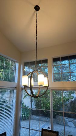 Hanging light fixture