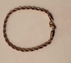 Gold bracelet