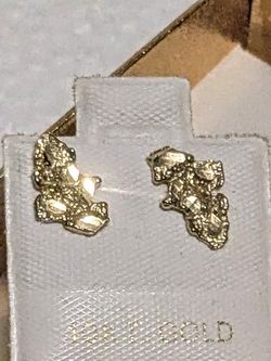 10 K Yellow Gold Nugget Earrings
