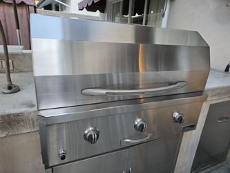 Outdoor Kitchen 36" Stainless BBQ Grill.