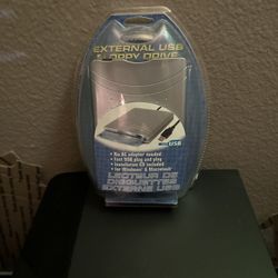 Dynex External USB Floppy Disk Drive DX-EF101 - New Sealed.