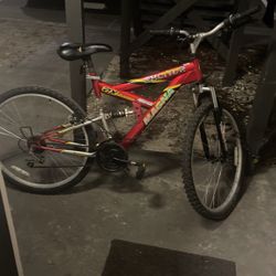 26 Hinches  Bike 21 Speed  Magna EHcitor