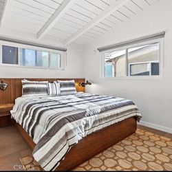 Free King Bed Frame With Reading Lights