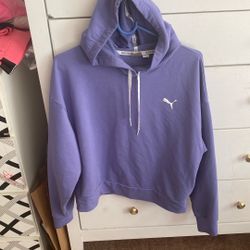 PUMA HOODIES SIZE M