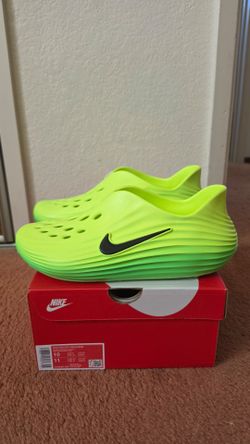 Size 10. Nike reactx rejuven8 green strike volt