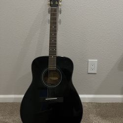 Yamaha F335