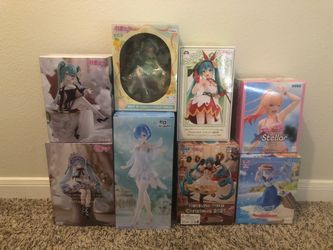 Anime Figurine Lot of 8