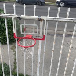 mini basketball hoop
