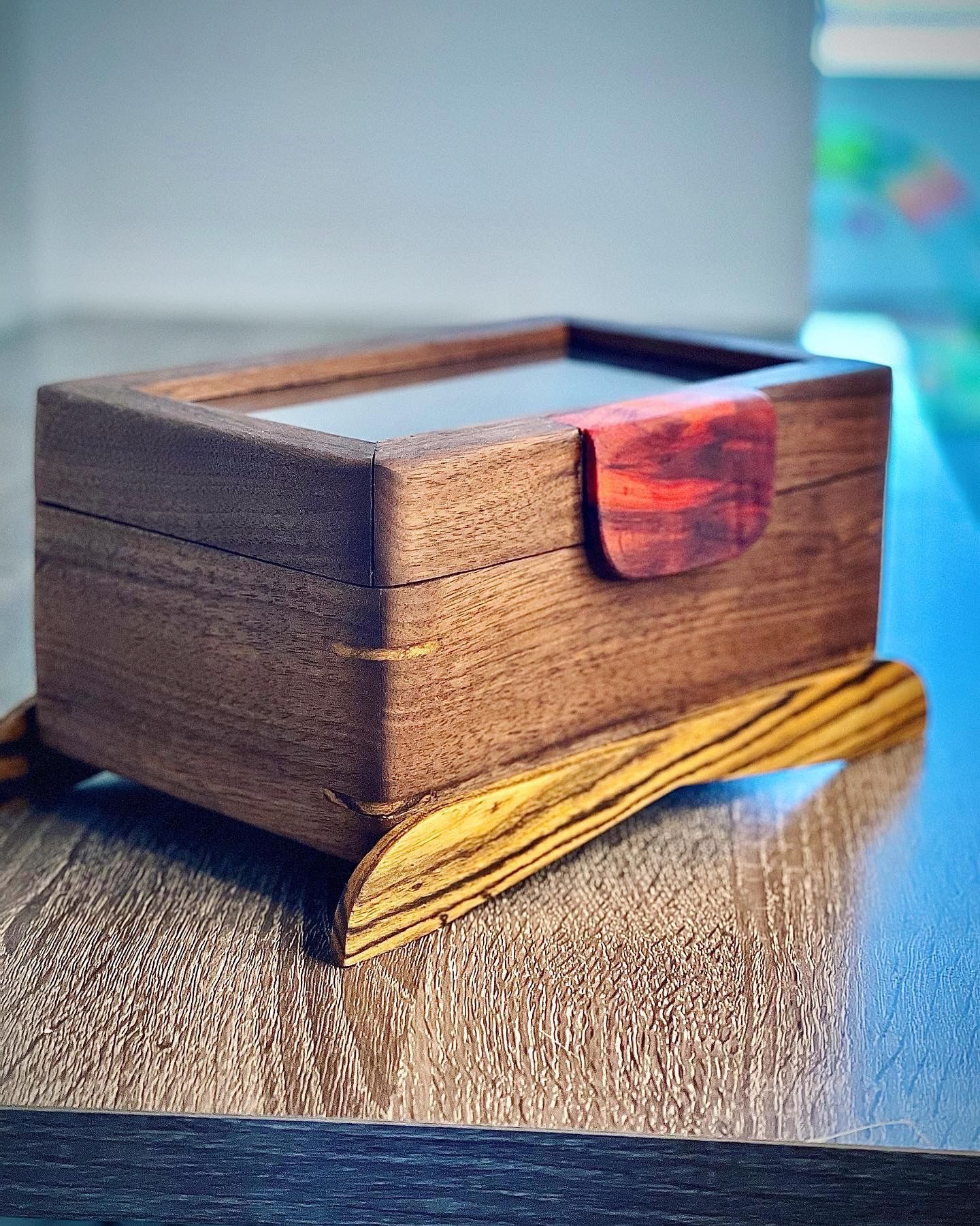 Handmade & Custom Woodworking