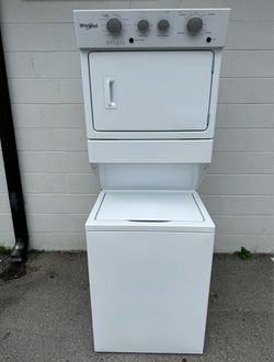 FREE Delivery! Like New Whirlpool 27” Stackable Washer and Dryer Electric Combo Unit