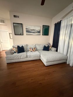 OVERSIZED SECTIONAL
