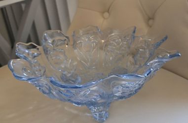 Vintage Cambridge 10" glass " moonlight blue" bowl