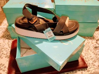Brand New Avanti comfort platform strappy sandal size 8