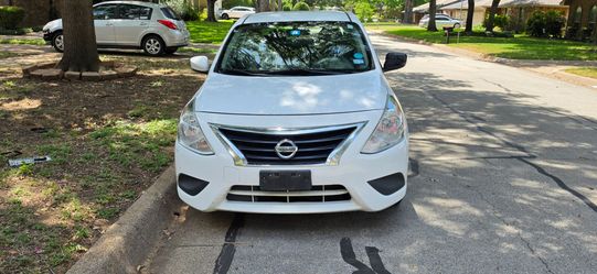 2015 Nissan Versa