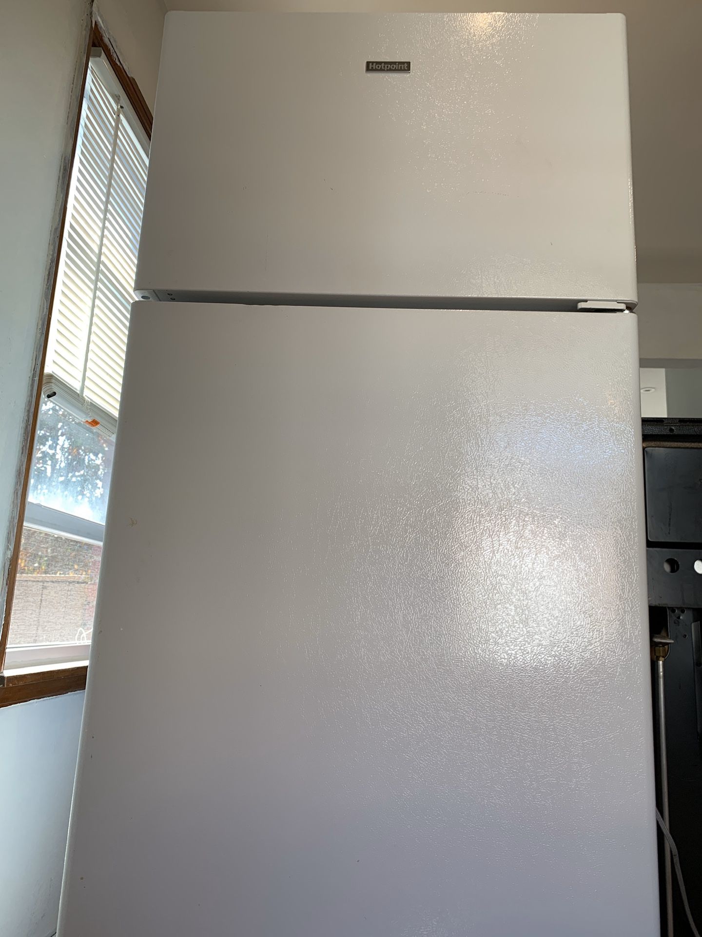 Hotpoint 28” 17.6 cu. ft Freezer Refrigerator (almost new)