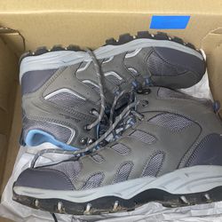 Free - Women’s Columbia Hiking Boots 