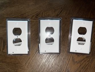 3 Snap Guidelight LED Outlet Covers