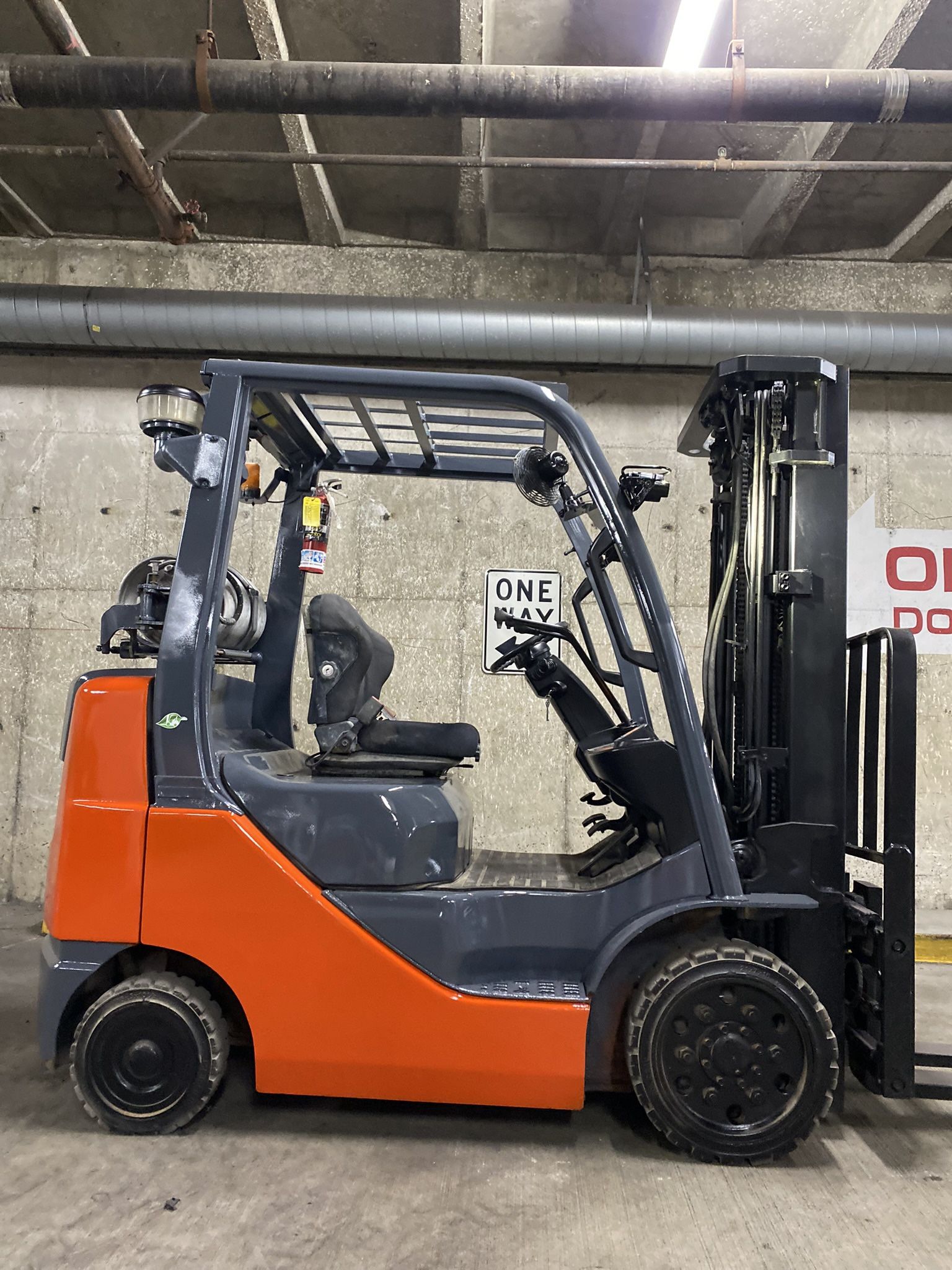 2021 TOYOTA M8 forklift for sale 5500 lb