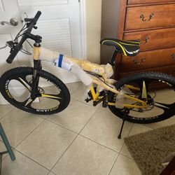 Mountain Bike Folding. Brand New