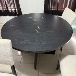 Table And Chairs 