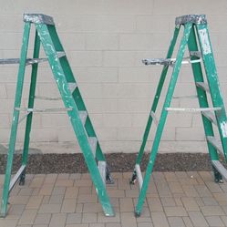 (2) 6' fiberglass ladders (type 2, 225lb)