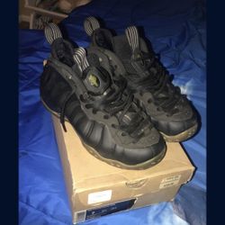 nike stealth foamposits / jordan’s 