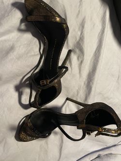Giuseppe Zanotti Size 7