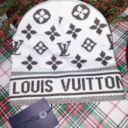 FIRM IN  MERCED ‼️ NEW  WITH TAGS ‼️NO TRADES