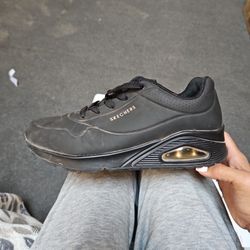 Skechers Size 9 Women 