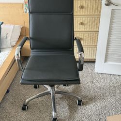 Office Desk Chair From City Furniture 