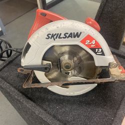 Skil Circular Saw (839788-3)