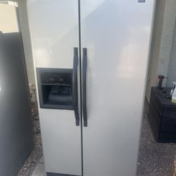 Refrigerator Stainless Steel 30 Day Warranty 