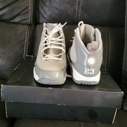 Jordan Retro 9 