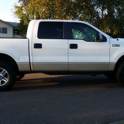 2007 Ford F-150, WHEELS AND TIRES UP FOR SALE. 