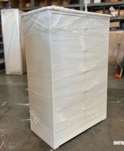 Five drawers dresser