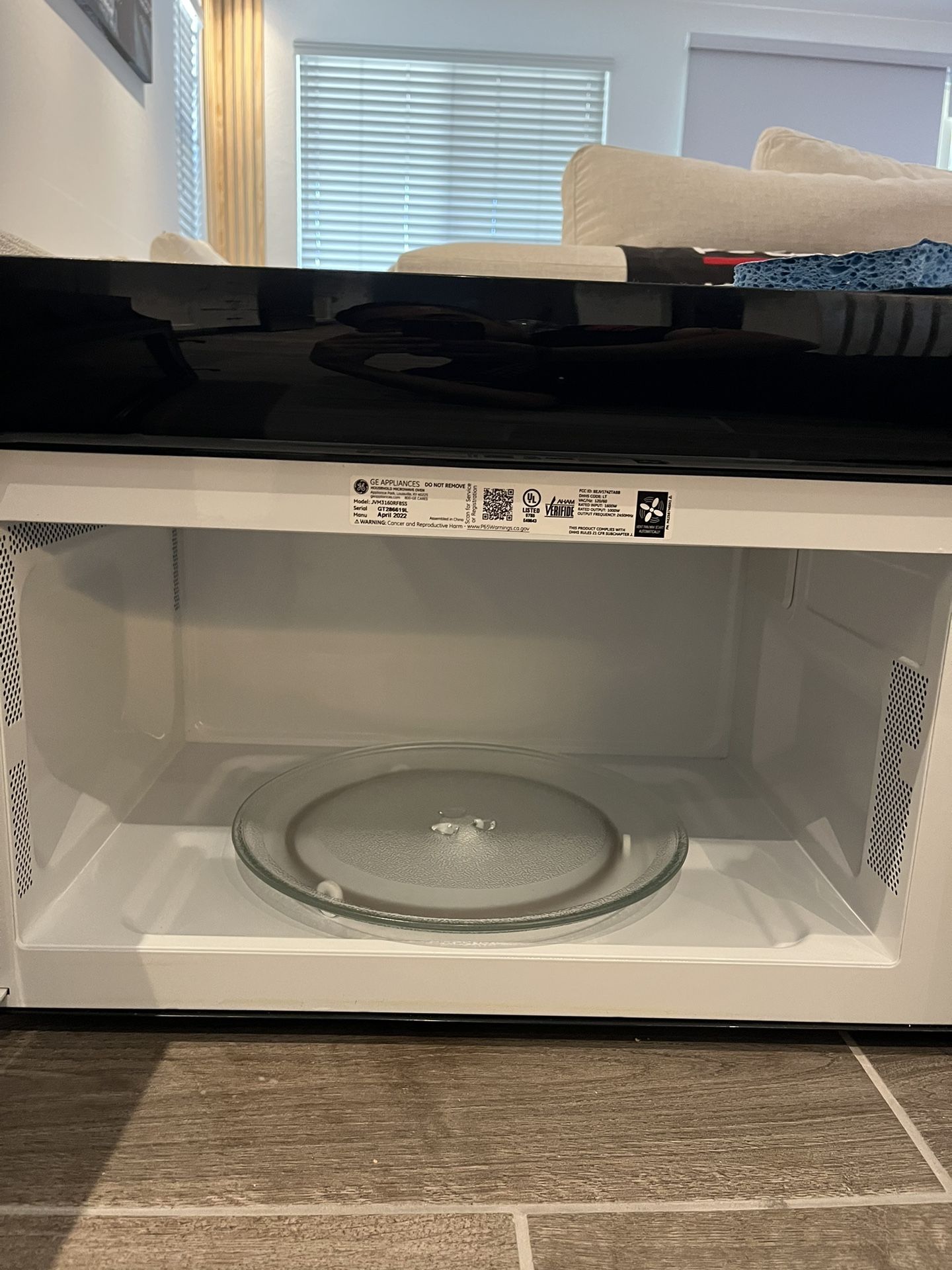 FS: GE Microwave Model: JVM3160RF8SS (used)