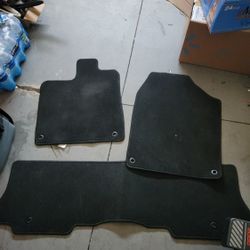 Floormats ,Honda Pilot.