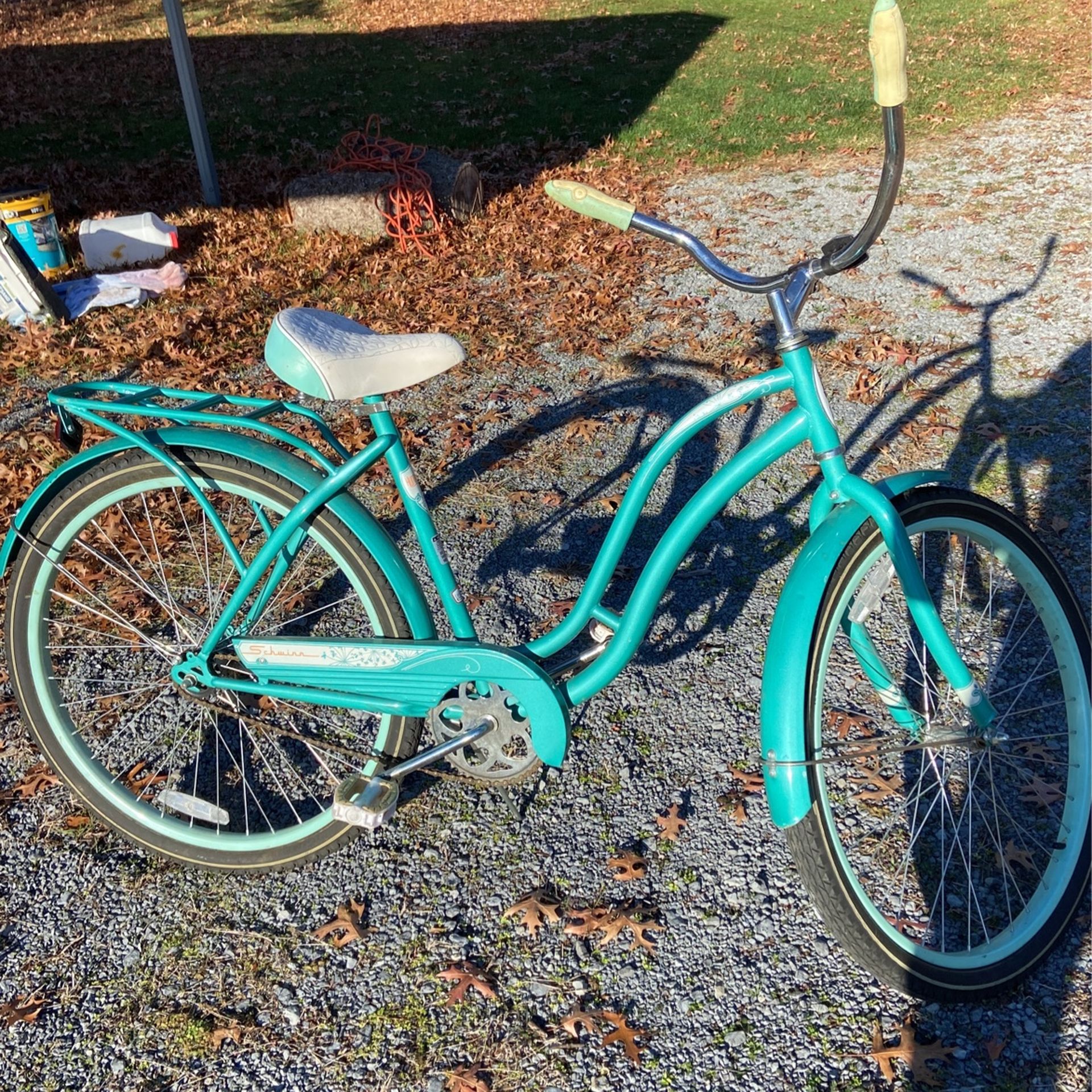 Schwinn Girls Beach Cruiser