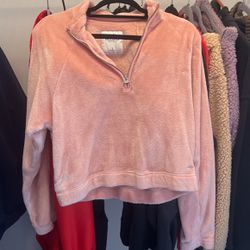 Soft Pink Hollister Sweater Cropped Velvet Size Small 