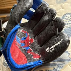Child’s Super-man Baseball Glove