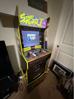 Arcade 1-Up StreetFighter and Mortal Kombat
